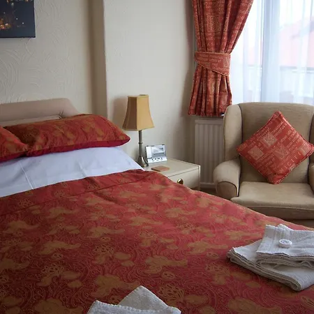 The Hillcrest Guest house