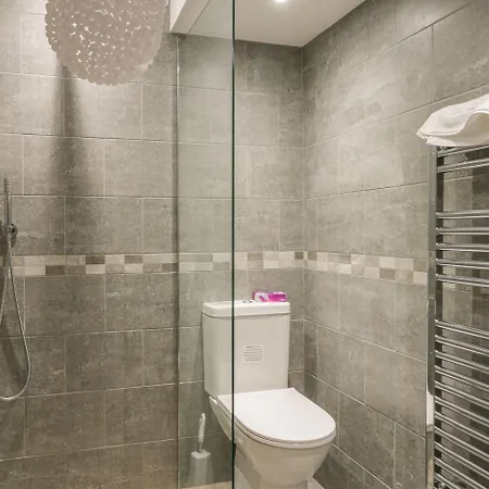 The Hillcrest 3* Scarborough