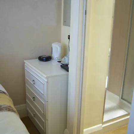 Guest house The Hillcrest Scarborough