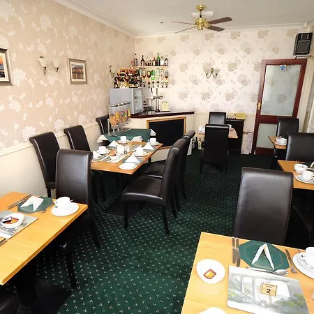 The Hillcrest Guest house Scarborough