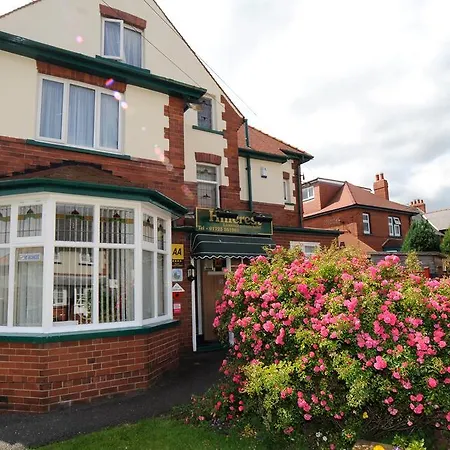 The Hillcrest Guest house Scarborough