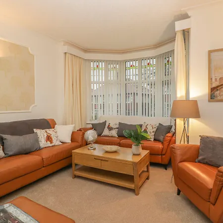 بيت ضيافة The Hillcrest سكرابورو