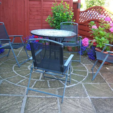 招待所 The Hillcrest