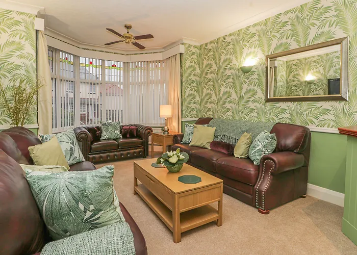 The Hillcrest بيت ضيافة 3*