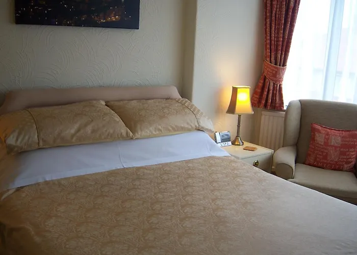 The Hillcrest بيت ضيافة 3*